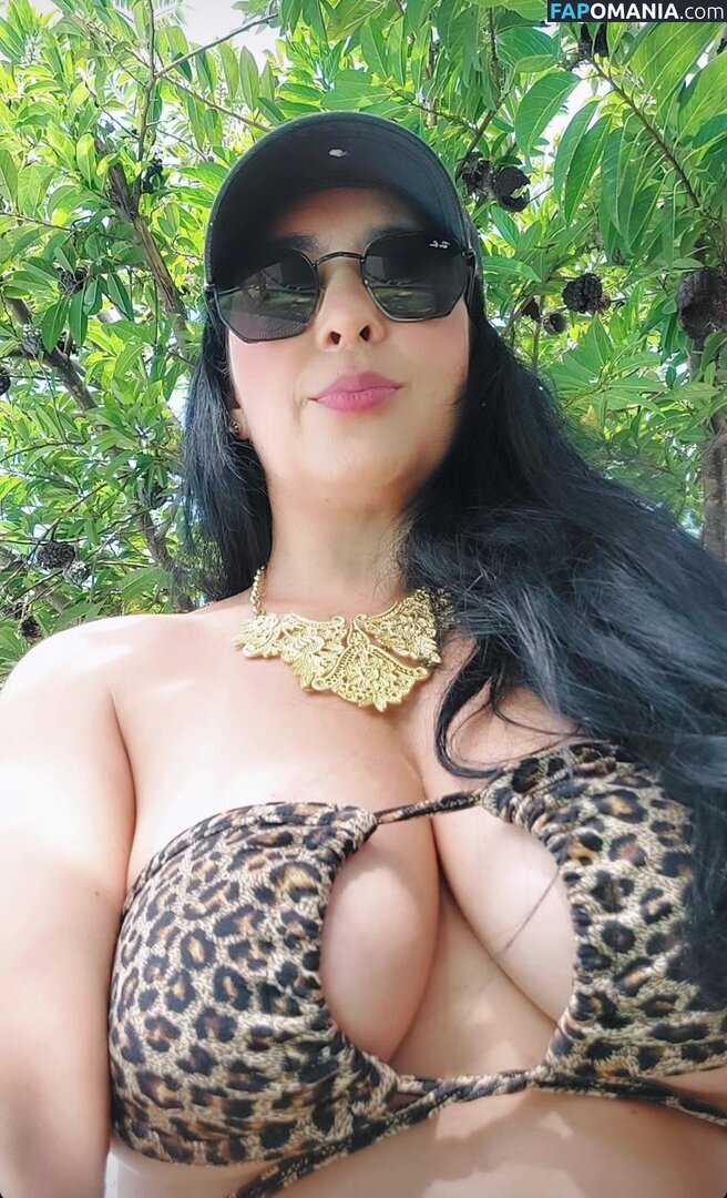 Lia Castro / liacastro747 Nude OnlyFans  Leaked Photo #3