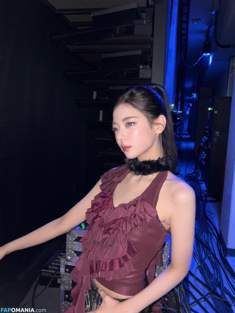 Choi Ji-su / ITZY / lia_loves___ / 최지수 Nude OnlyFans  Leaked Photo #5