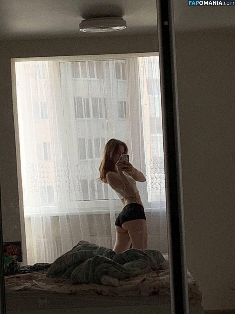 liana_kisses Nude OnlyFans  Leaked Photo #1