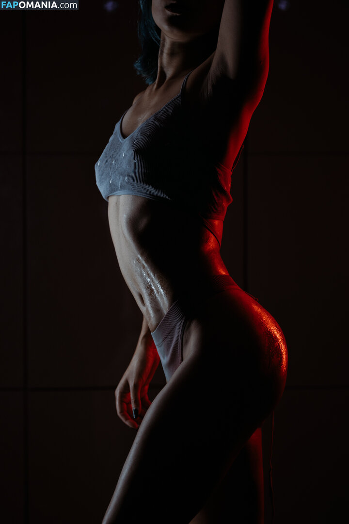 Lil90 / Lily_uv Nude OnlyFans  Leaked Photo #6