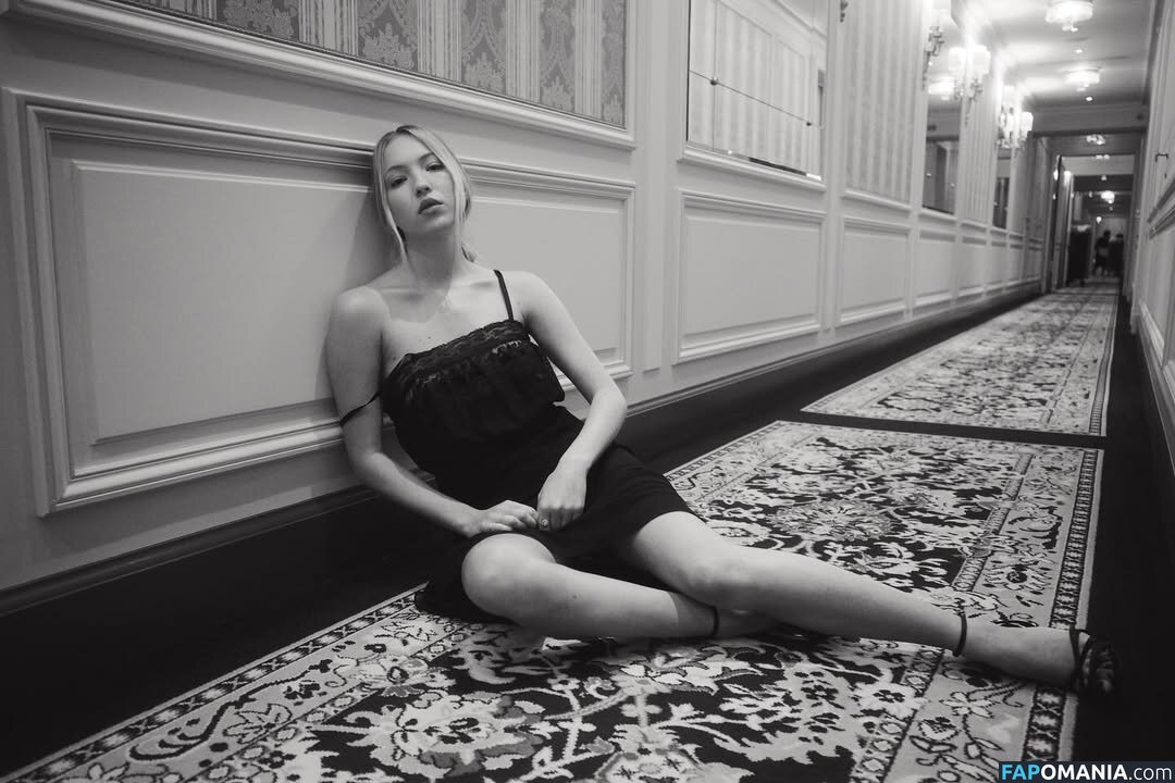 Lila Grace Moss Hack / https: Nude OnlyFans  Leaked Photo #8