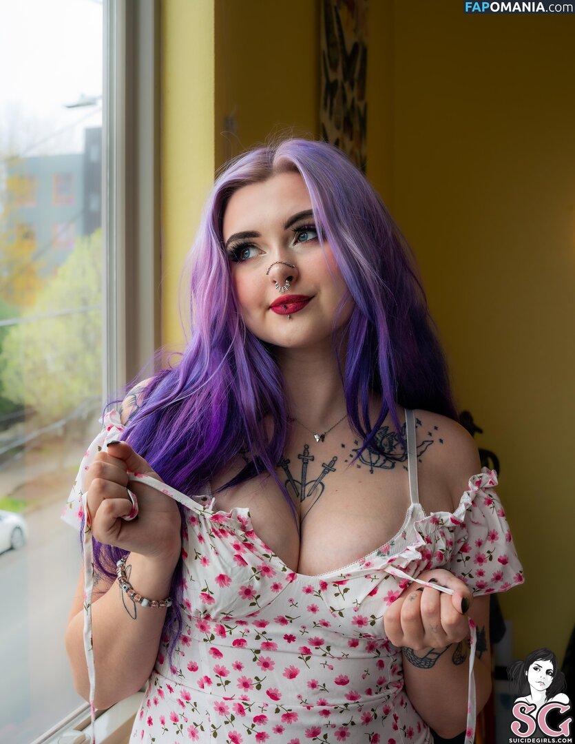 Lilacfables Nude OnlyFans  Leaked Photo #5