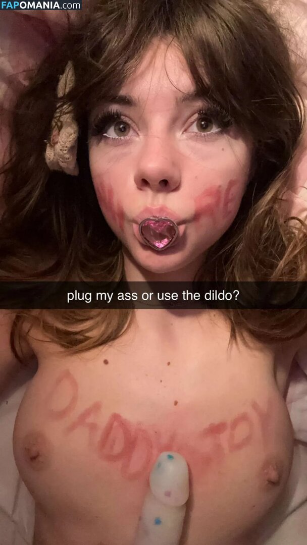lilax26 / lilaxx26 / llilaxx26 Nude OnlyFans  Leaked Photo #3