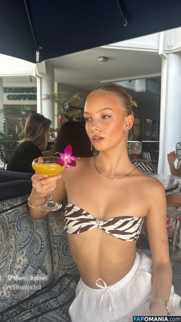 Lilli Sophia / _lillisophia_ / sophiahof3e Nude OnlyFans  Leaked Photo #11