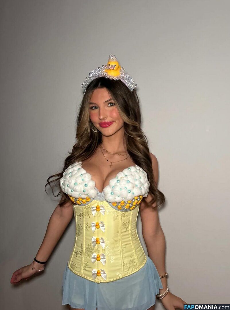 Lily Affatigato / lilyaffatigato Nude OnlyFans  Leaked Photo #9