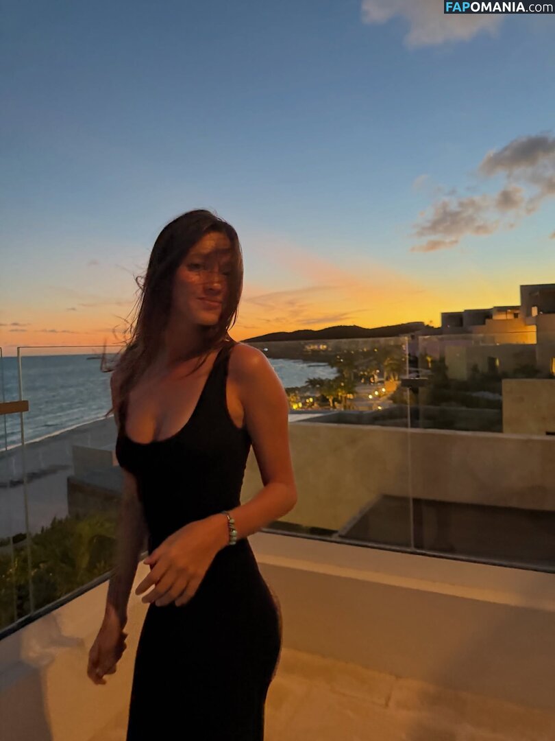 Lily Chee / lilychee Nude OnlyFans  Leaked Photo #526