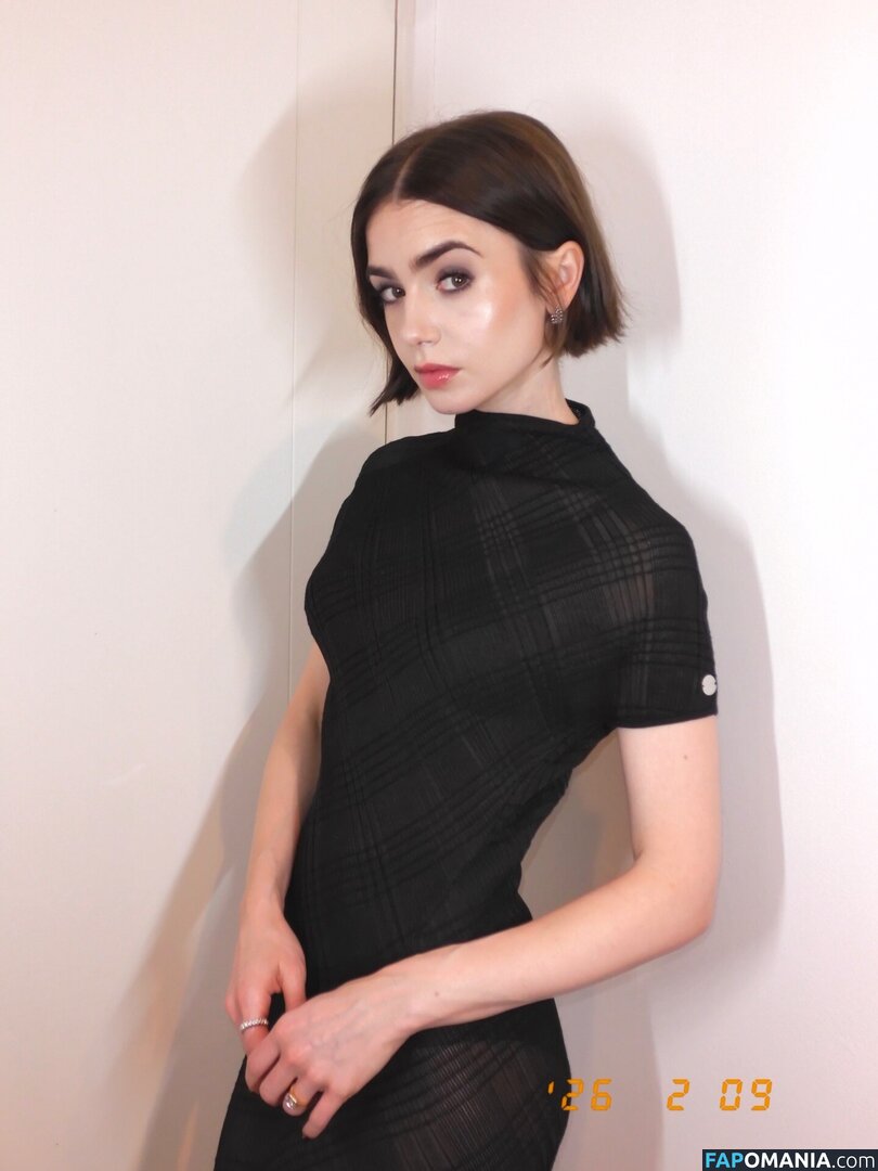 Lily Collins / lily_collins / lilyjcollins Nude OnlyFans  Leaked Photo #504