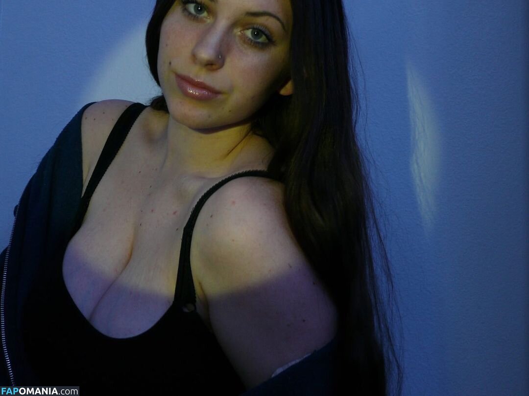 Lily P / lillypulitzer / lilyprosse Nude OnlyFans  Leaked Photo #2