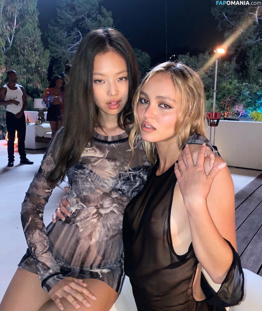 Lily-Rose Depp / lilyrose_depp Nude OnlyFans Leaked Photo #21 - Fapomania