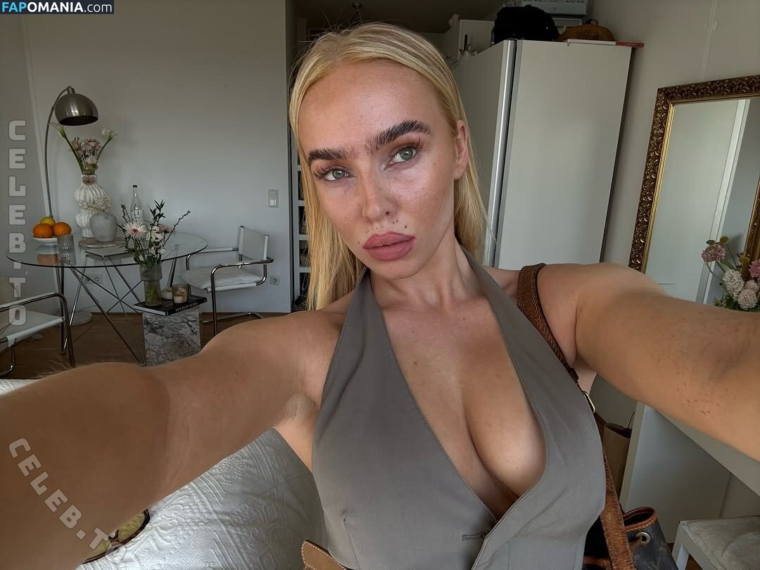 Lilycharlottevoss Nude OnlyFans  Leaked Photo #2