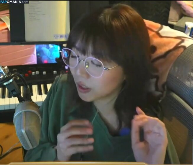 LilyPichu / onlysaber Nude OnlyFans  Leaked Photo #308