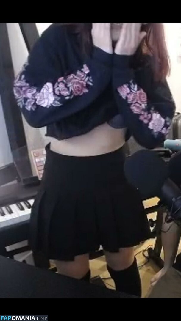 LilyPichu / onlysaber Nude OnlyFans  Leaked Photo #390
