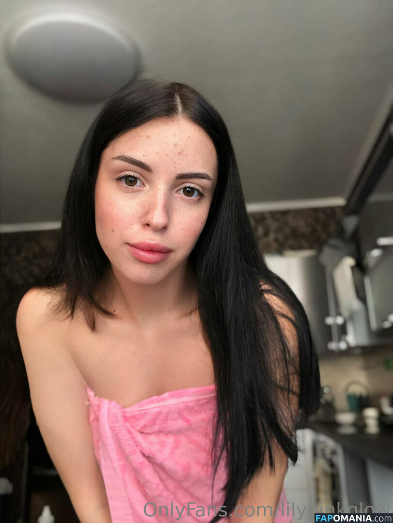 lilpink3y / lilypinkglow Nude OnlyFans  Leaked Photo #28