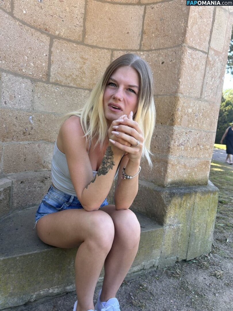 Lilyschote / lilyschote.official Nude OnlyFans  Leaked Photo #2