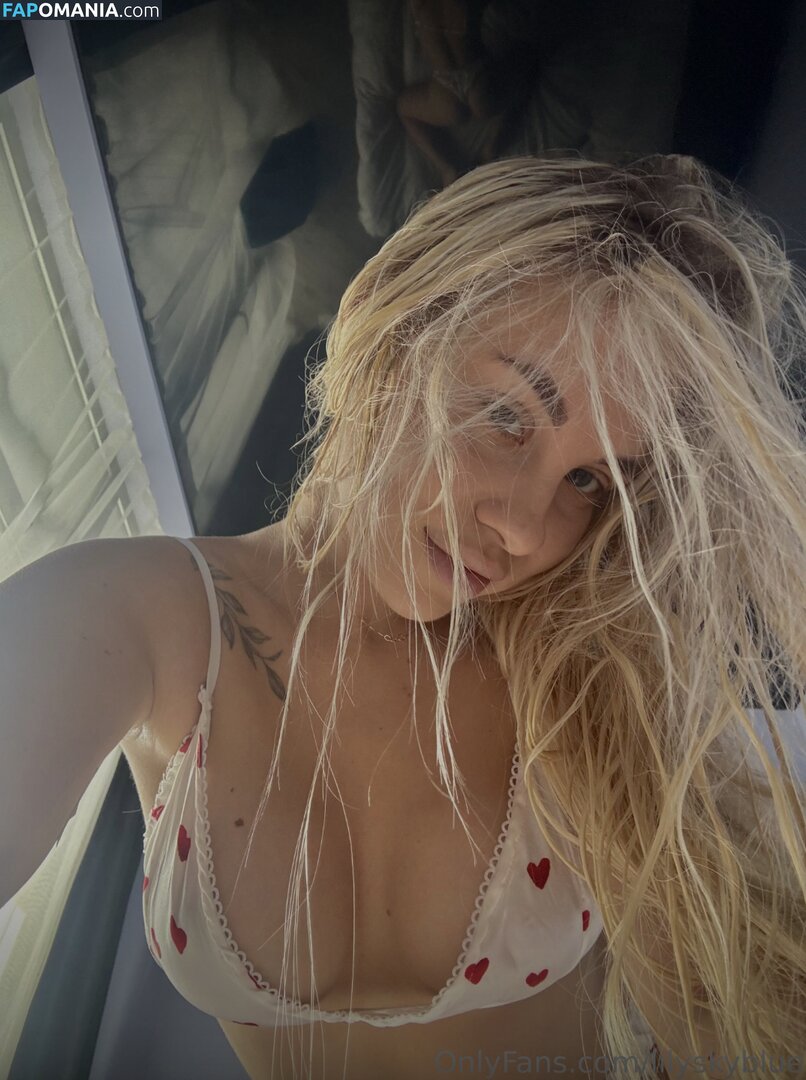 lilyskyblue / lizzkiax / lizzkyiax / user631104661652 Nude OnlyFans  Leaked Photo #22