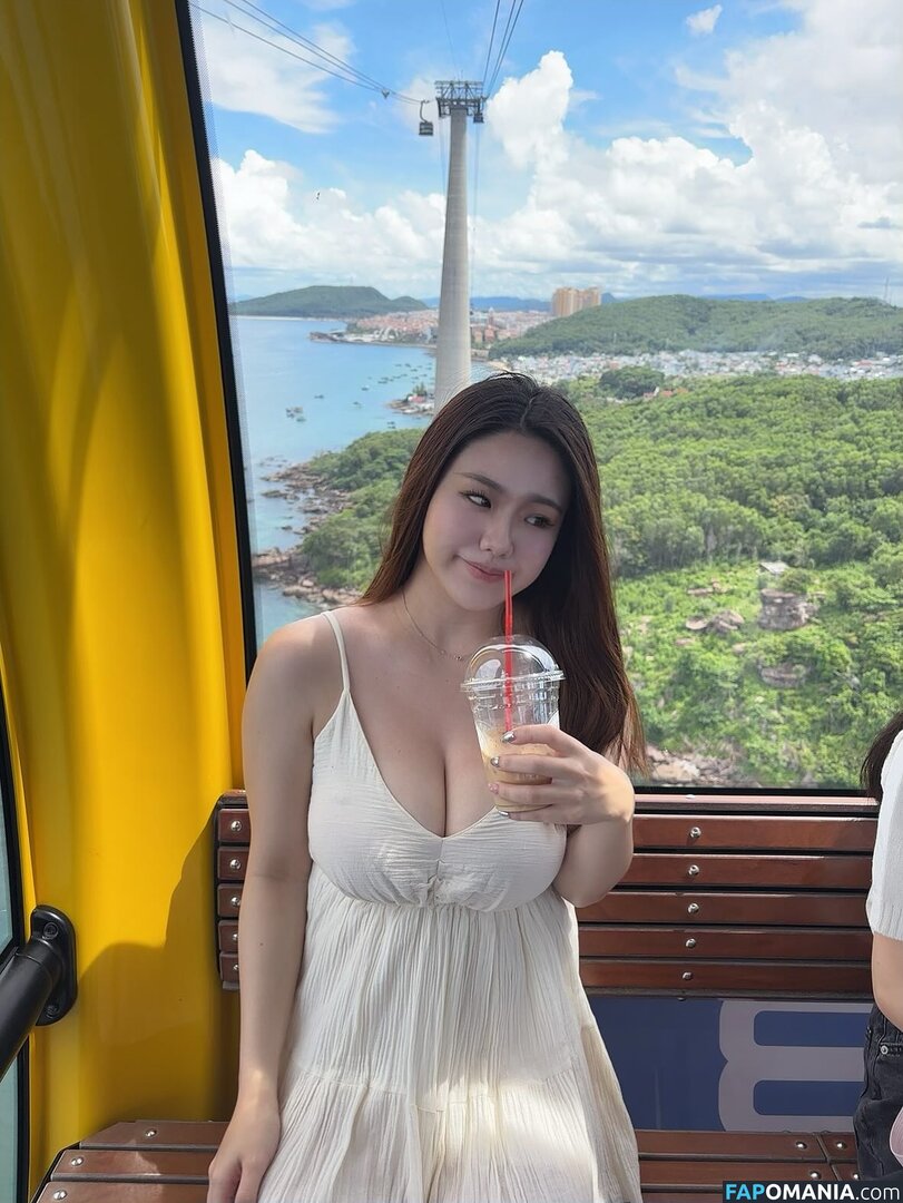 ling_00_ee Nude OnlyFans  Leaked Photo #12