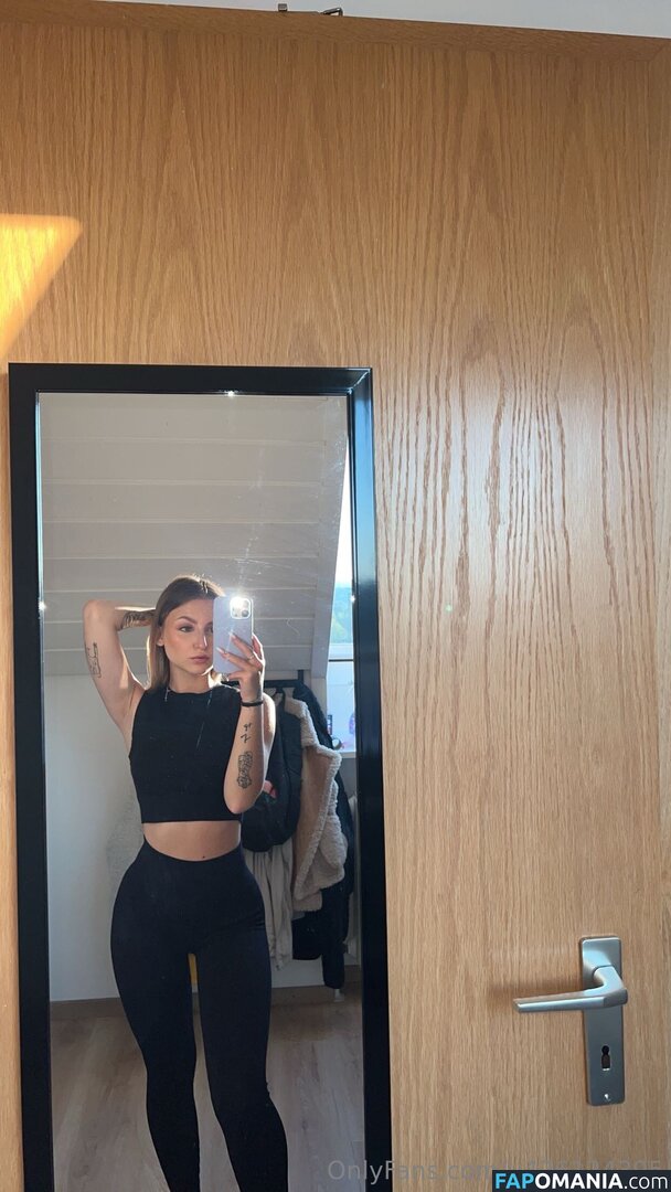 lindsilanestyle / linidreams Nude OnlyFans  Leaked Photo #2