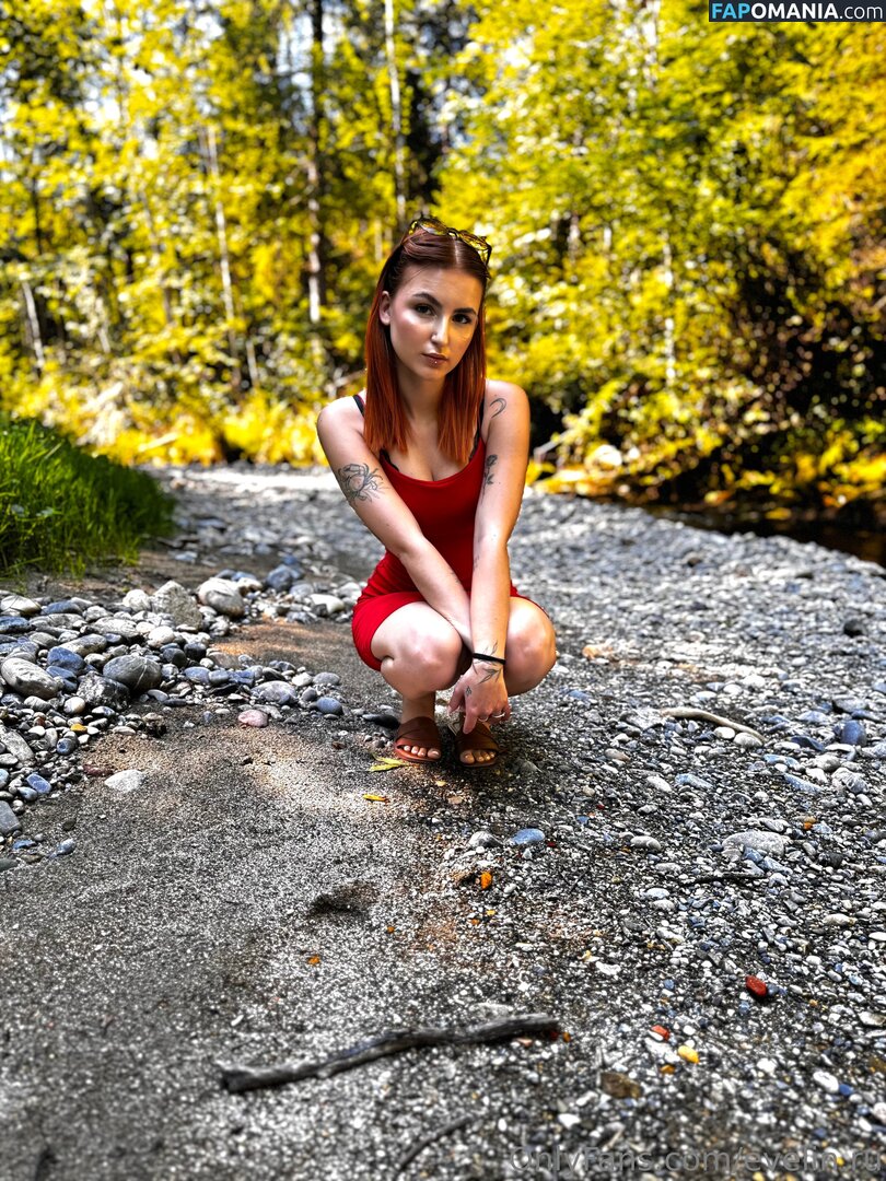 lindsilanestyle / linidreams Nude OnlyFans  Leaked Photo #11