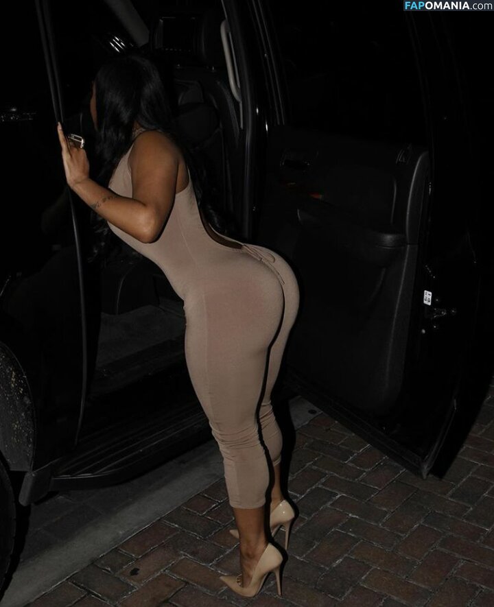 Lira Galore / Lira Mercer / lira_galore / liragalore Nude OnlyFans  Leaked Photo #9