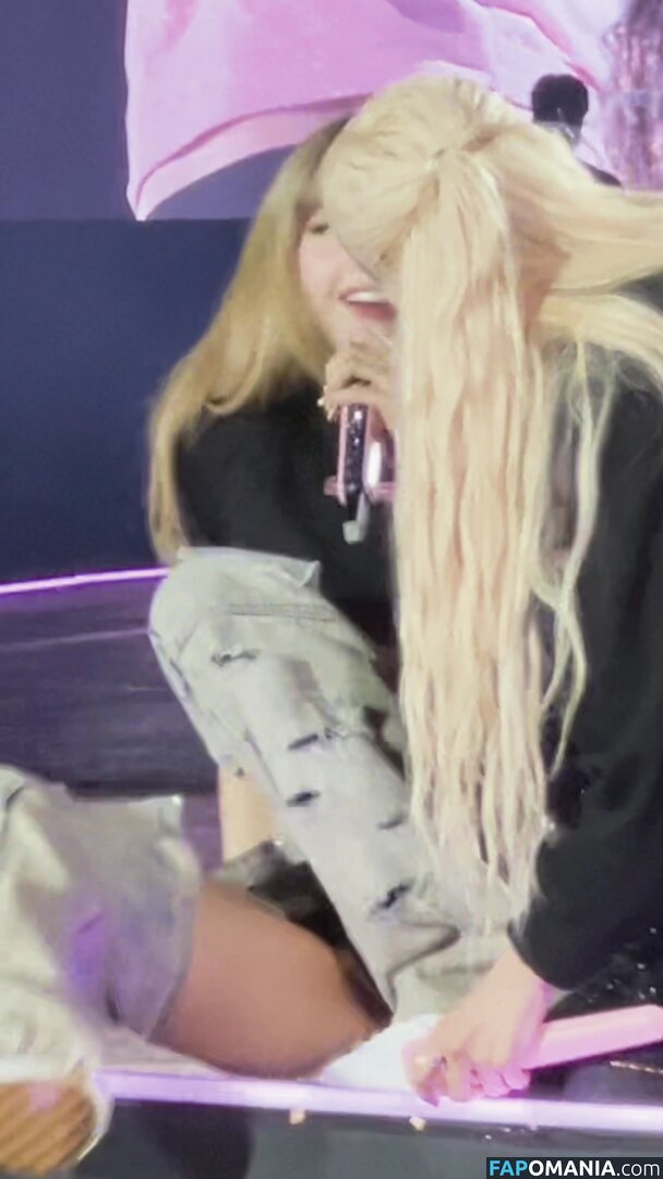 Lisa Blackpink Nude OnlyFans  Leaked Photo #276