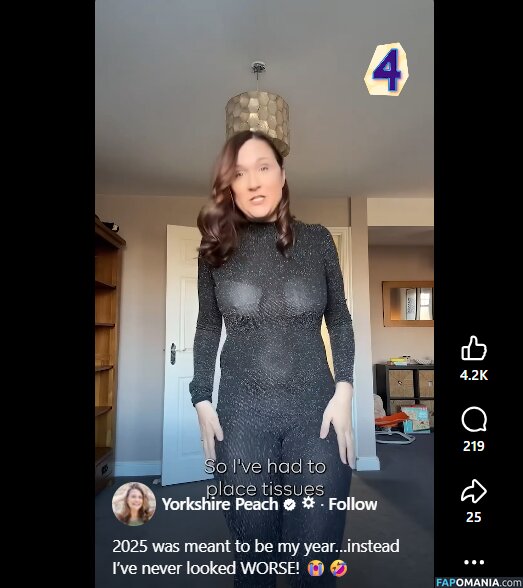 Lisa Dollan / yorkshire_peach Nude OnlyFans  Leaked Photo #1