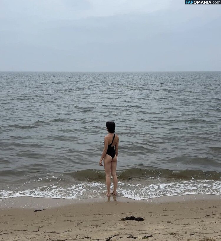 Bluemoonmagic2 / Lisa-Marie Koroll / lisamariekoroll Nude OnlyFans  Leaked Photo #1