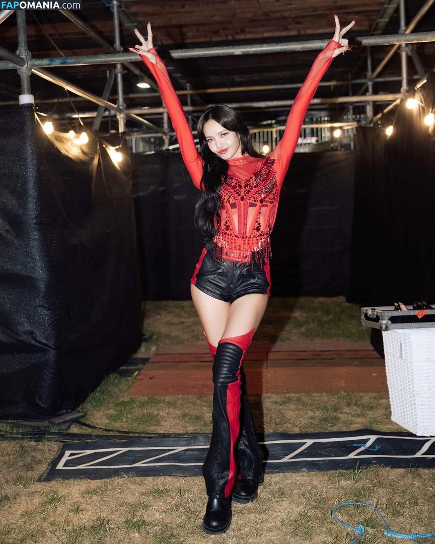 Blackpink / Lisa / lalalalisa_m / lisaamane Nude OnlyFans  Leaked Photo #11