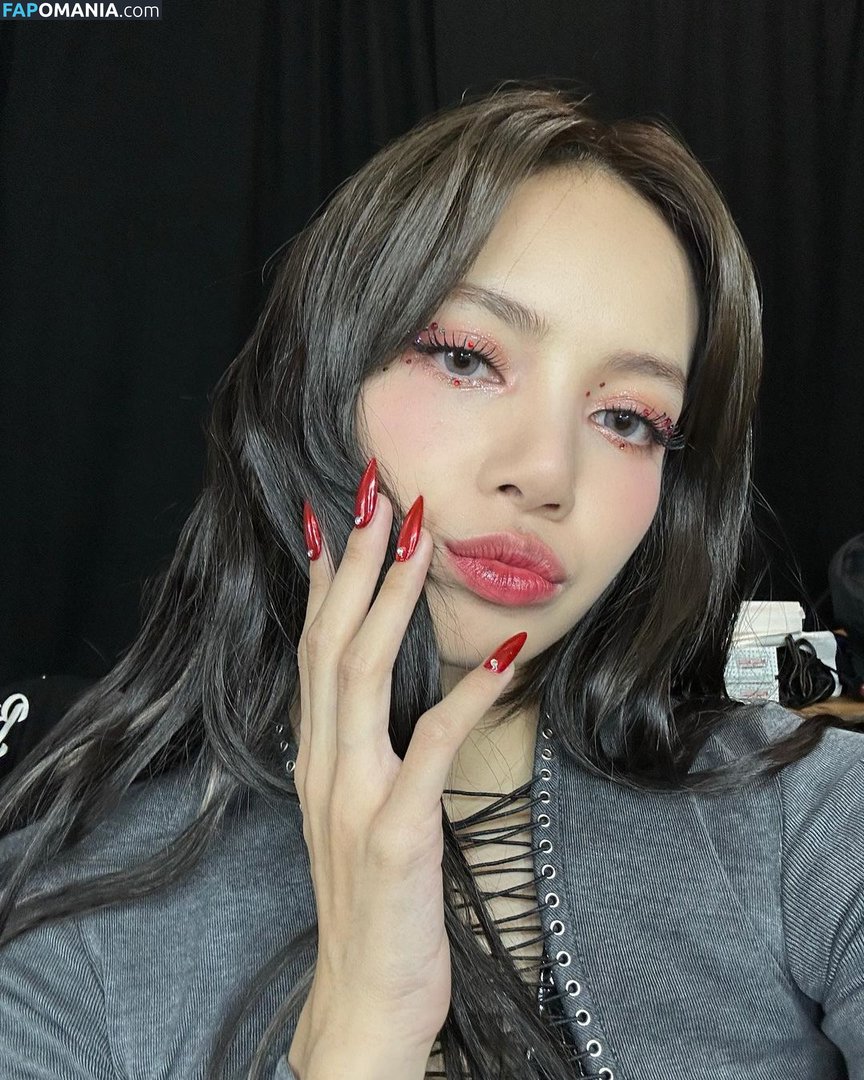 Blackpink / Lisa / lalalalisa_m / lisaamane Nude OnlyFans  Leaked Photo #14