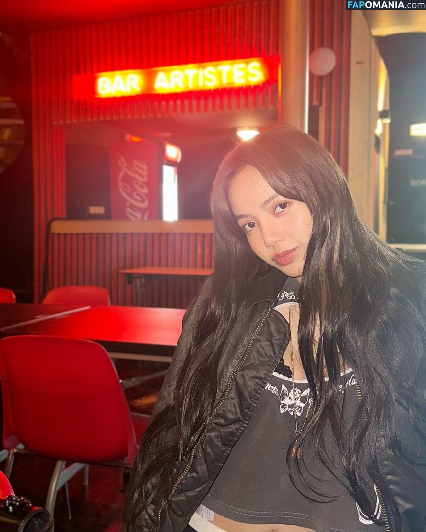 Blackpink / Lisa / lalalalisa_m / lisaamane Nude OnlyFans  Leaked Photo #33
