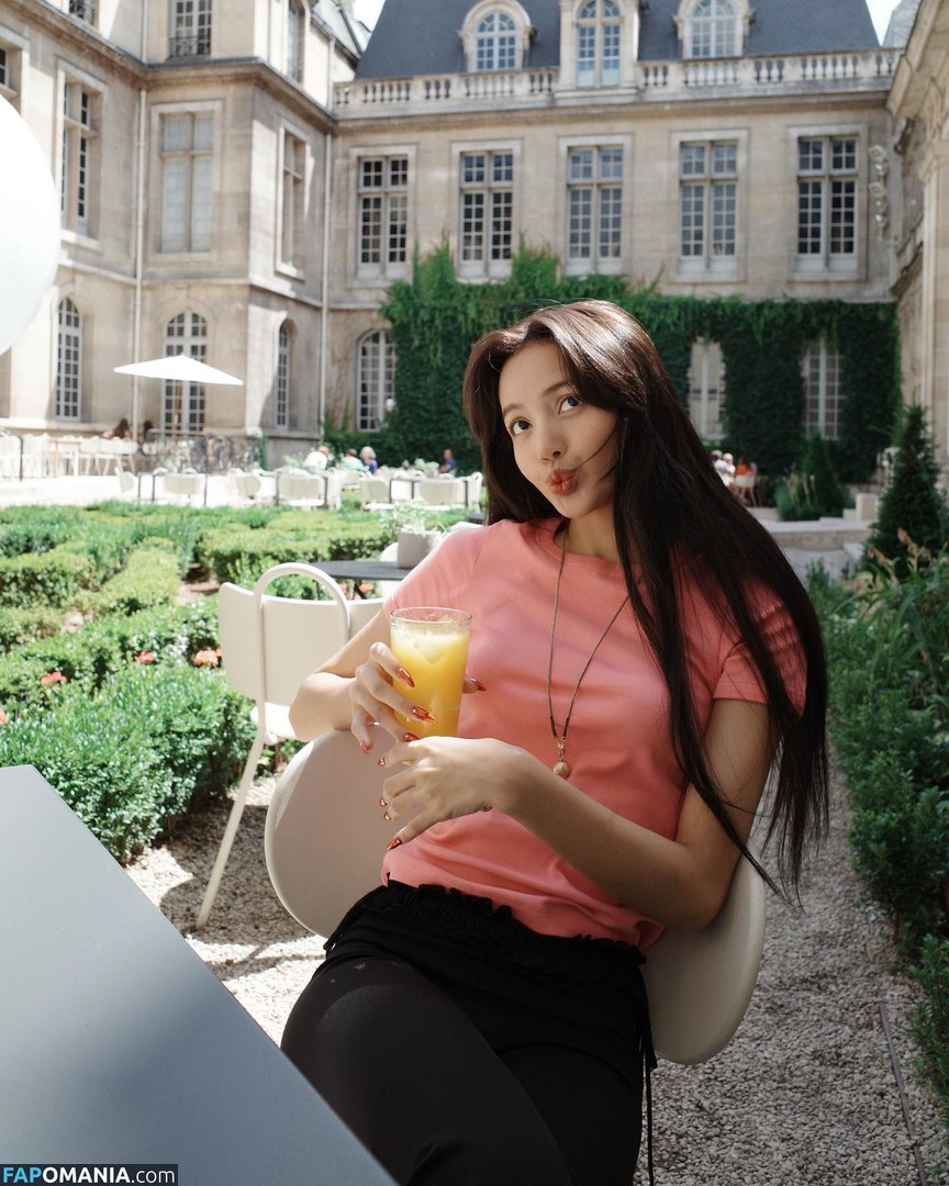 Blackpink / Lisa / lalalalisa_m / lisaamane Nude OnlyFans  Leaked Photo #41