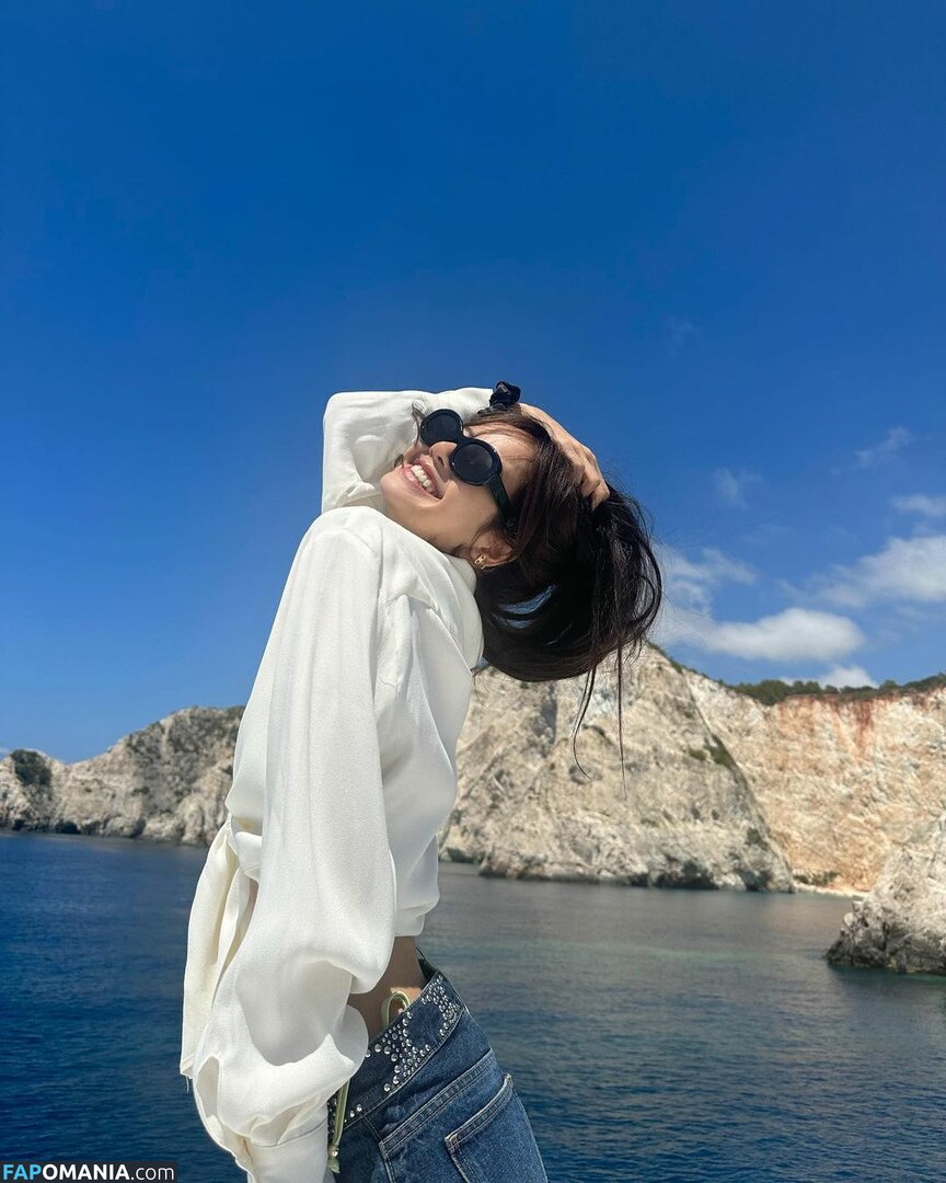 Blackpink / Lisa / lalalalisa_m / lisaamane Nude OnlyFans  Leaked Photo #46