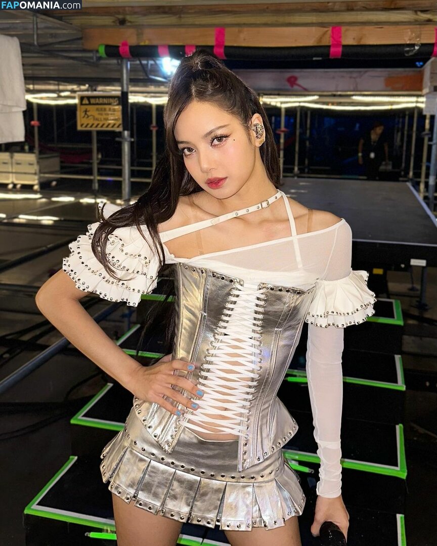 Blackpink / Lisa / lalalalisa_m / lisaamane Nude OnlyFans  Leaked Photo #85