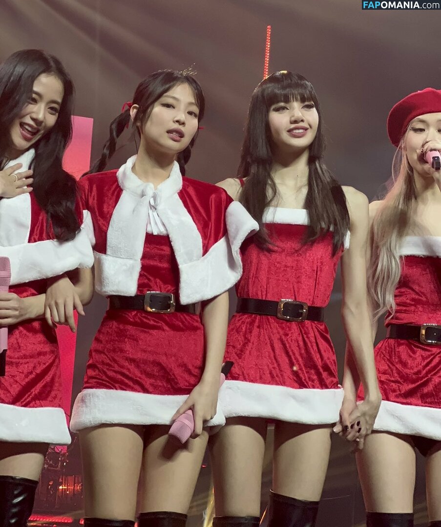 Blackpink / Lisa / lalalalisa_m / lisaamane Nude OnlyFans  Leaked Photo #113