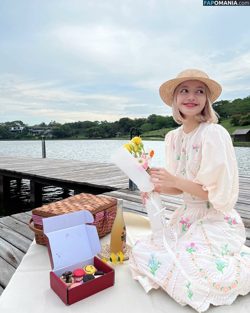 Blackpink / Lisa / lalalalisa_m / lisaamane Nude OnlyFans  Leaked Photo #228