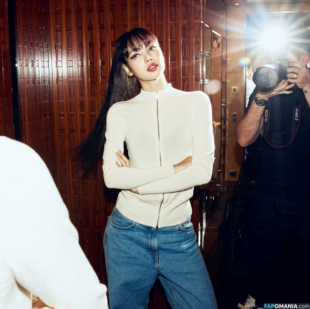 Blackpink / Lisa / lalalalisa_m / lisaamane Nude OnlyFans  Leaked Photo #349
