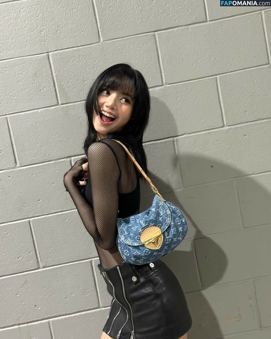 Blackpink / Lisa / lalalalisa_m / lisaamane Nude OnlyFans  Leaked Photo #412