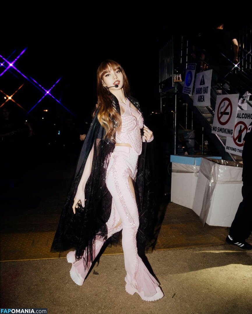 Blackpink / Lisa / lalalalisa_m / lisaamane Nude OnlyFans  Leaked Photo #461