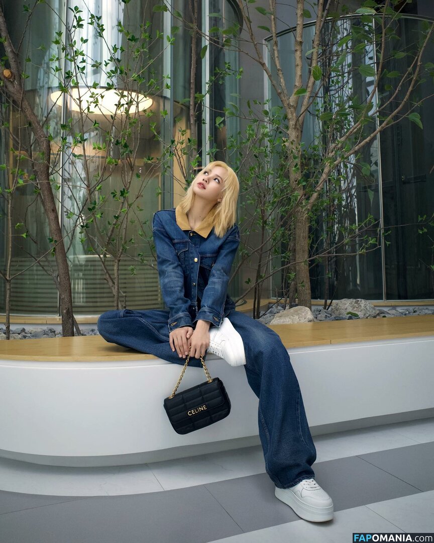 Blackpink / Lisa / lalalalisa_m / lisaamane Nude OnlyFans  Leaked Photo #508