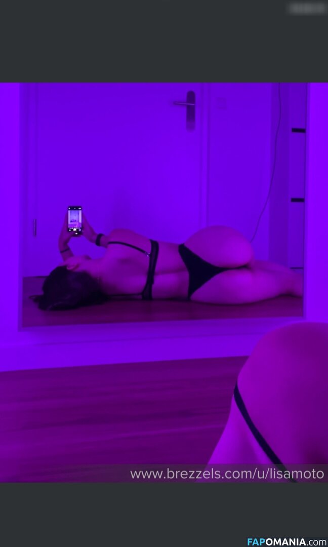 Lisamoto / lisaa.moto Nude OnlyFans  Leaked Photo #46
