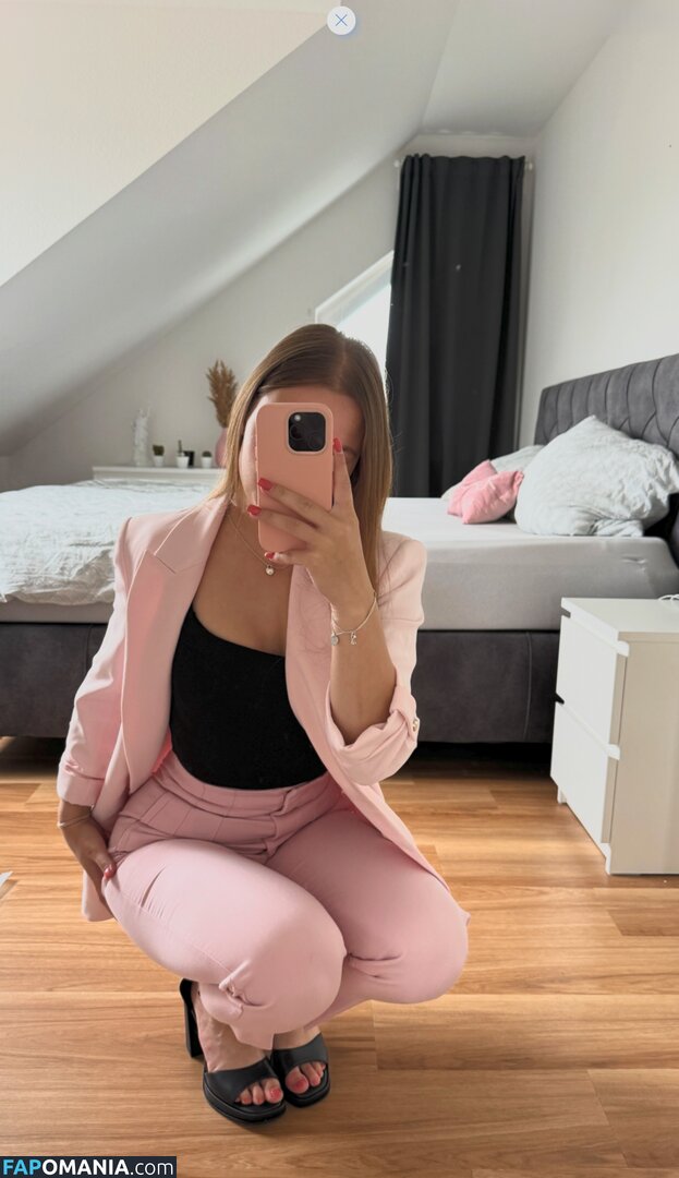 Lisamoto / lisaa.moto Nude OnlyFans  Leaked Photo #75