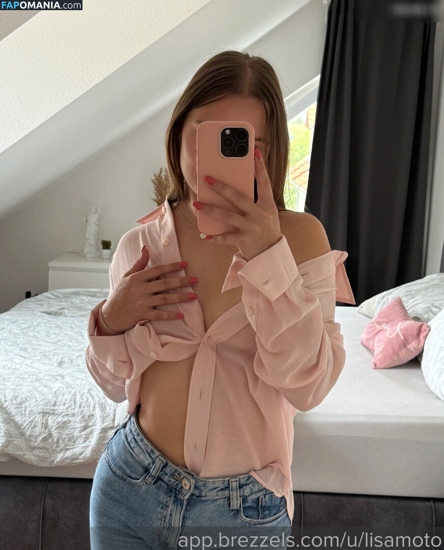 Lisamoto / lisaa.moto Nude OnlyFans  Leaked Photo #82