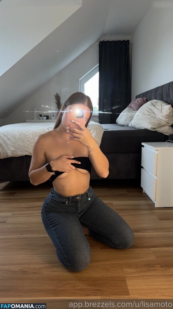 Lisamoto / lisaa.moto Nude OnlyFans  Leaked Photo #89
