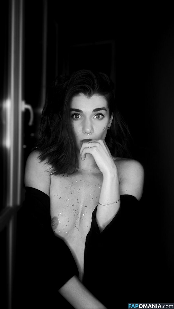 Little Satana / little.satana / s.satana_666 / tomnaya_satana Nude OnlyFans  Leaked Photo #34