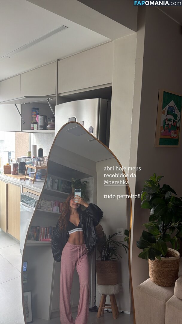 Liv Resenhas / livresenhas / livssecretlifefree Nude OnlyFans  Leaked Photo #1