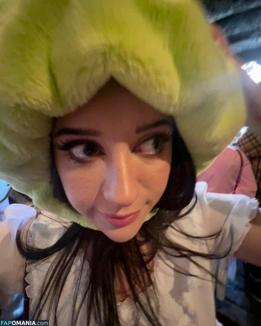 Liv Bevan / LivBev / livscopes Nude OnlyFans  Leaked Photo #2