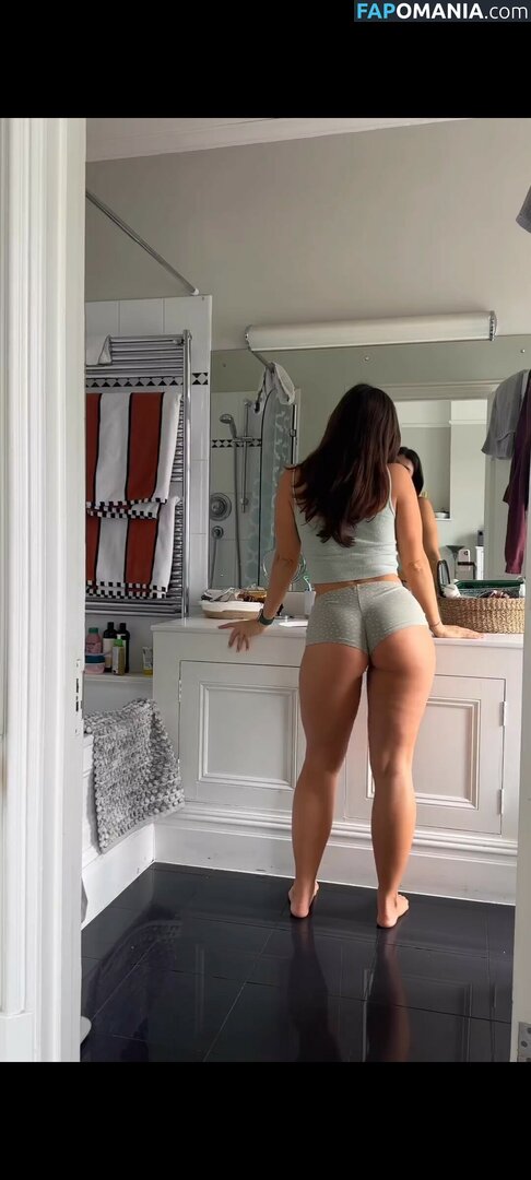 elle edwards / livefitelle Nude OnlyFans  Leaked Photo #21