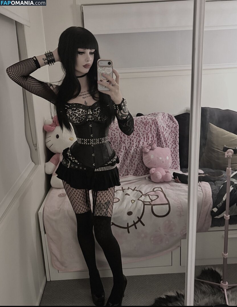 livindeadyaz Nude OnlyFans  Leaked Photo #8