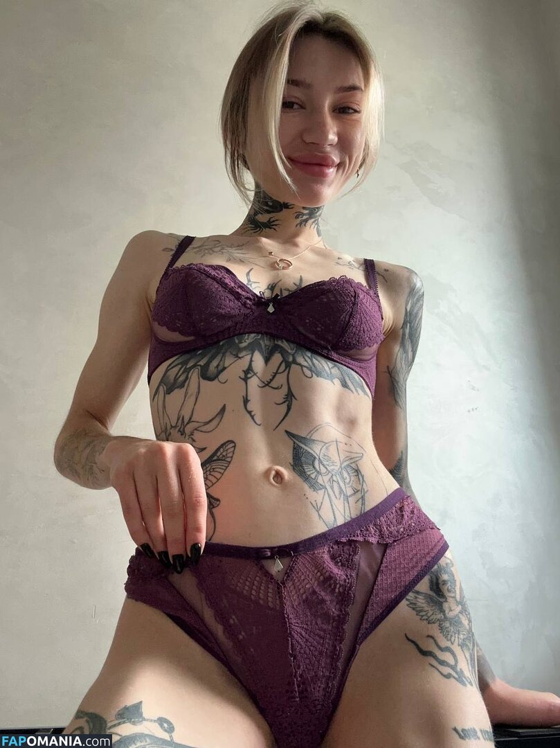 Elisabeth / liza_bet / lizabeth.rebecca Nude OnlyFans  Leaked Photo #4