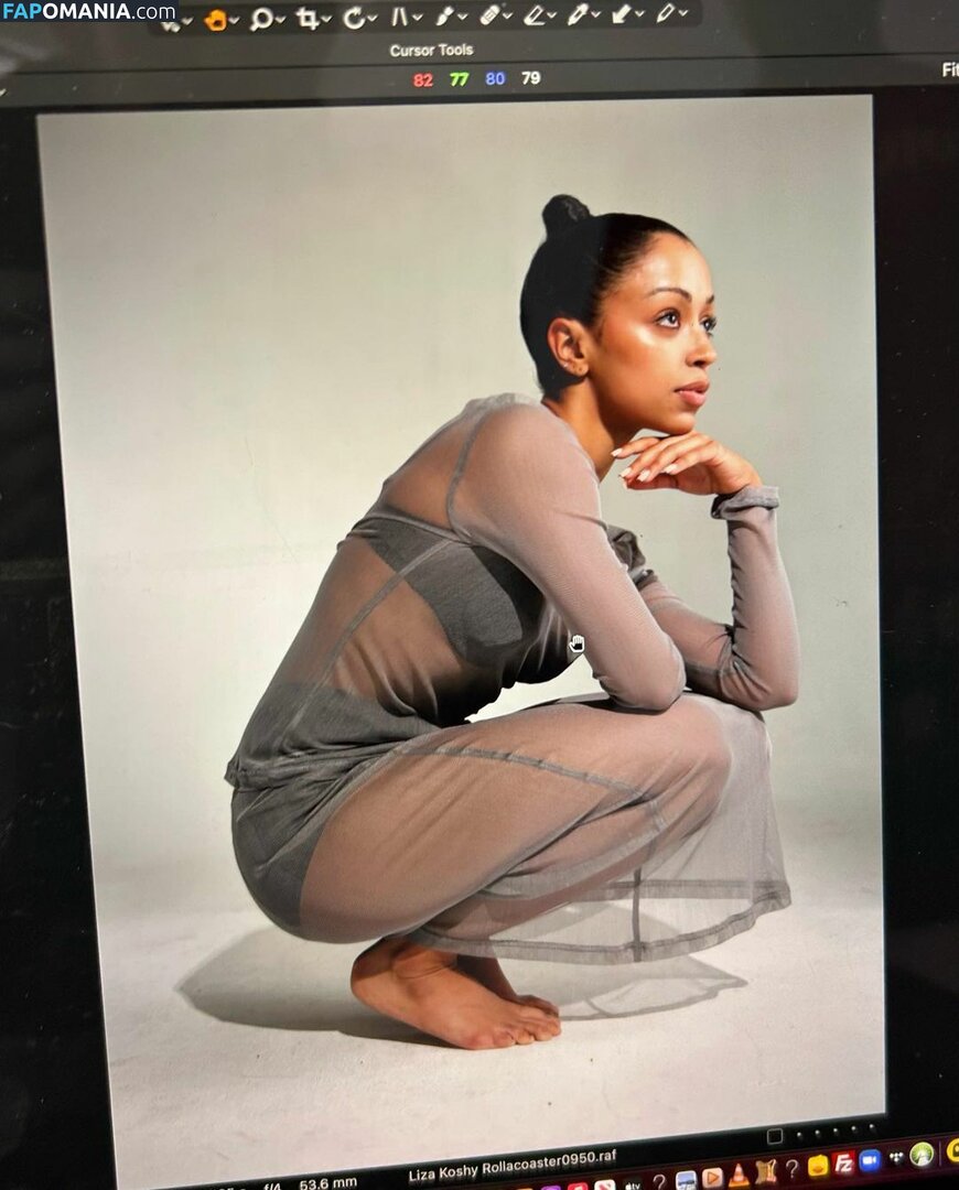 Liza Koshy / lizakoshy Nude OnlyFans  Leaked Photo #5