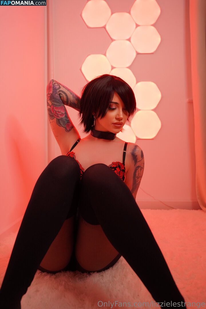 Lizzie Le Strange / lizzielestrange Nude OnlyFans  Leaked Photo #10